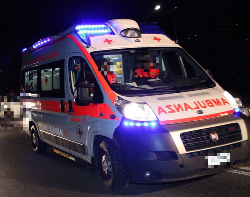 ambulanza_notte_2_pixel.jpg